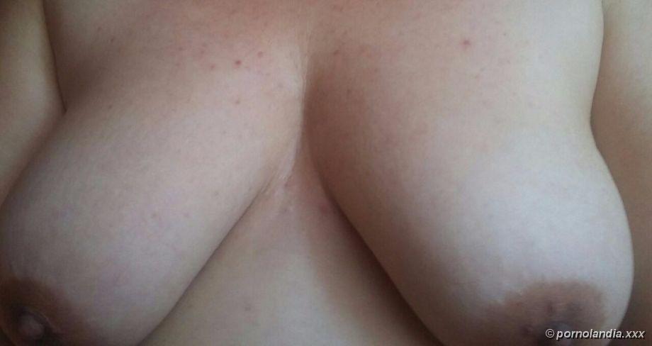 Chica gordita liándose con su marido cornudo - Foto 194429