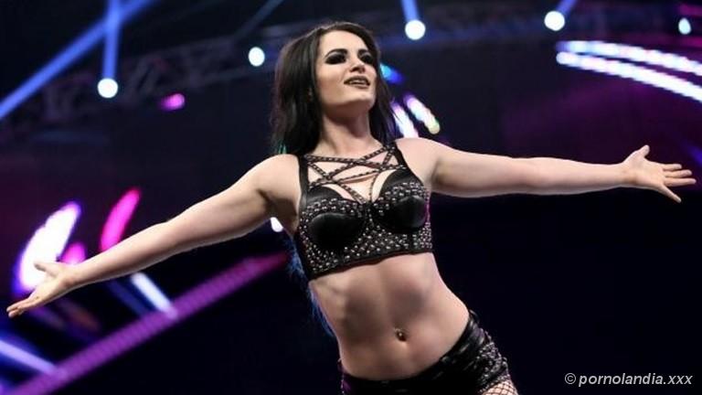 FOTOS ÍNTIMAS DE LA LUCHADORA WWE PAIGE SE FUILAN EN INTERNET - Foto 172881