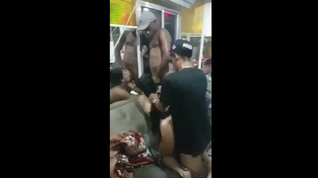 La traviesa Patrícia de Rjotas en la orgía parte 3