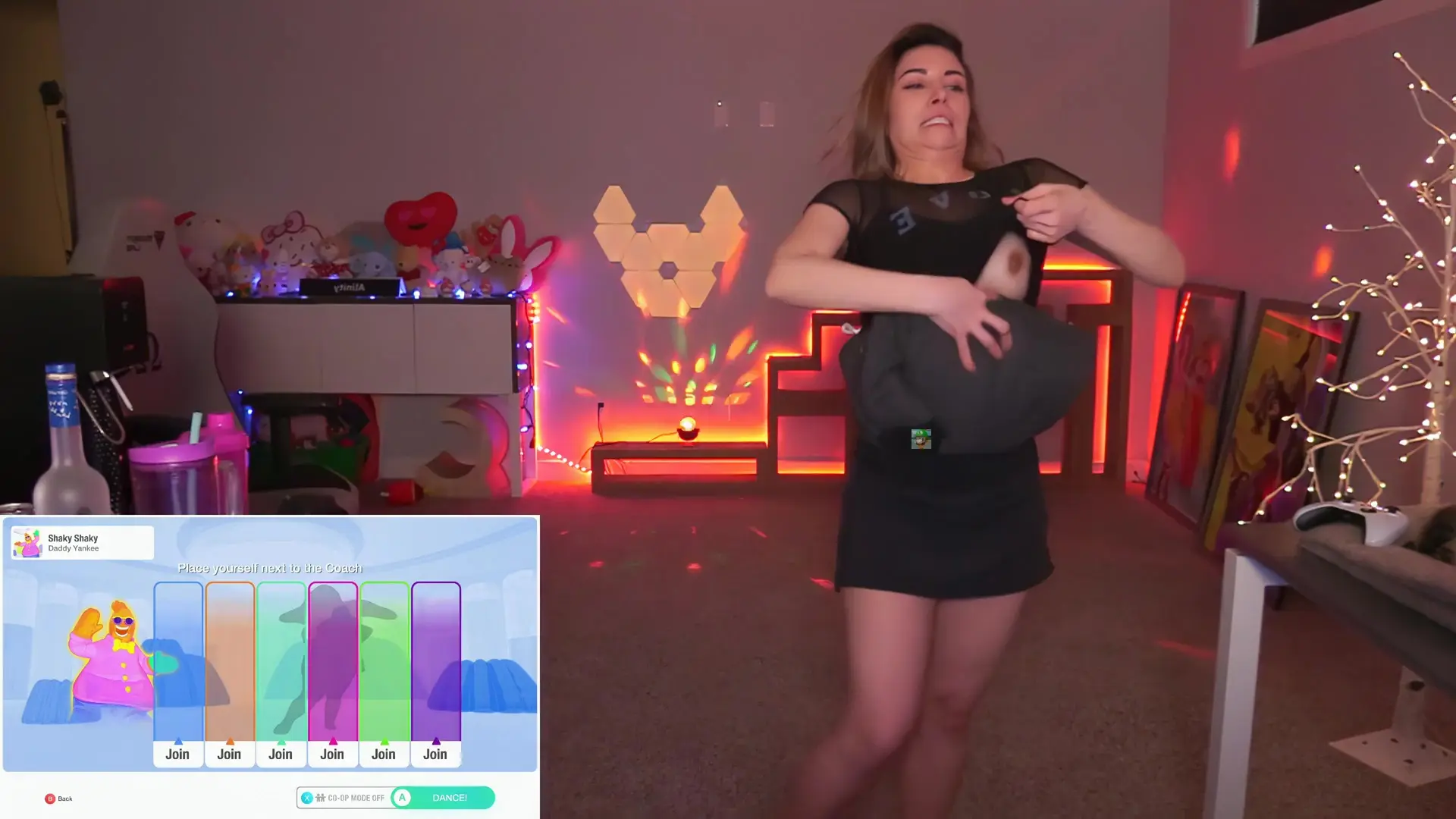 Alinity nipple slip — Accidental Twitch streamer video