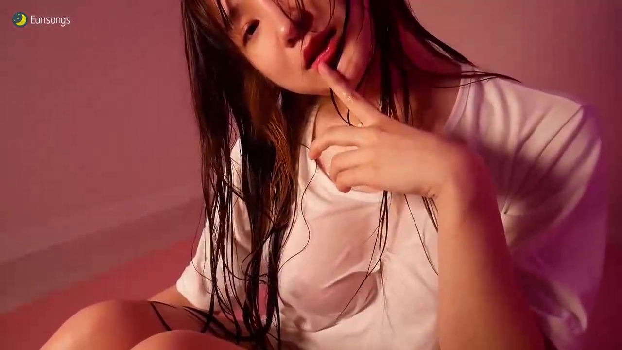 Eunsongs ASMR — mojado T Shirt masaje Braless video