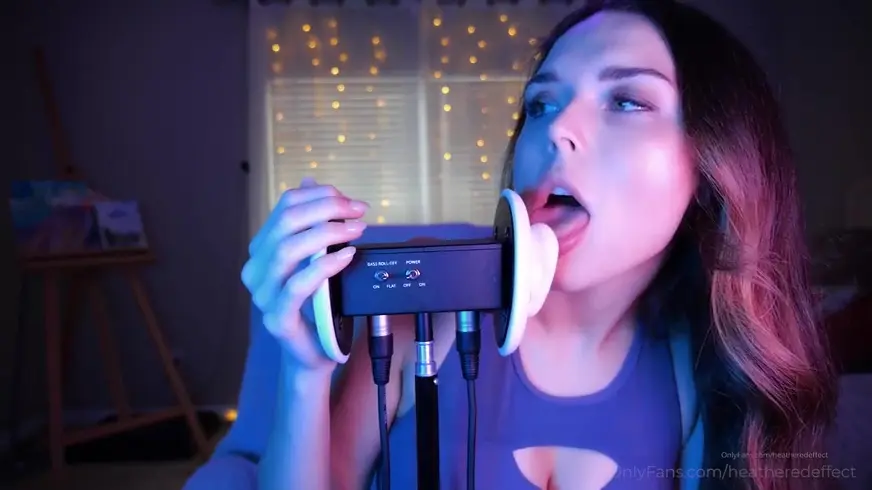 HeatheredEffect ASMR — Ear lamiendo video