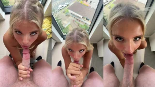 Lily Lanes — Quickie sexo oral POV video de OnlyFans
