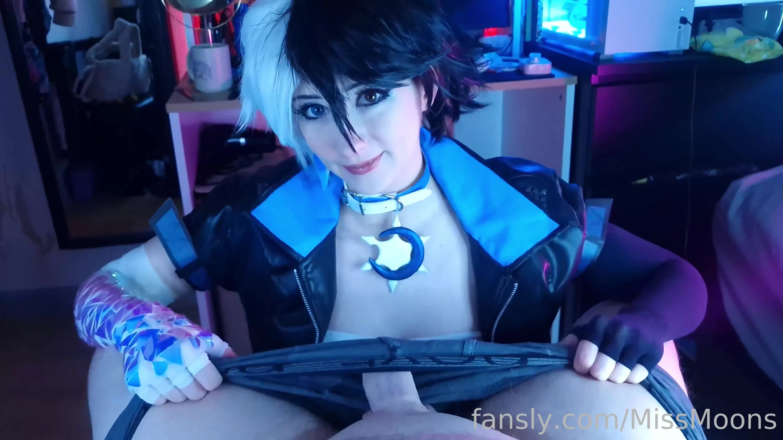 MissMoons — Luna Snow cosplay vaquera video de Fansly