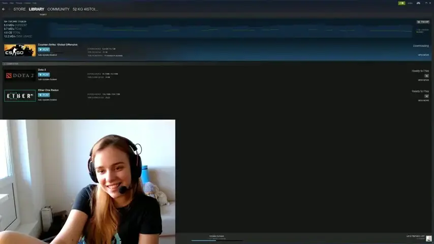 Russian — Twitch Staff Staipy Accidently Shows trasero Cheeks