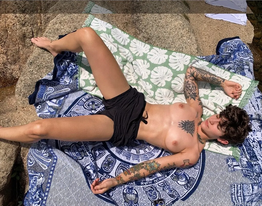 Vasiliki Halastaras — desnuda de OnlyFans fotos