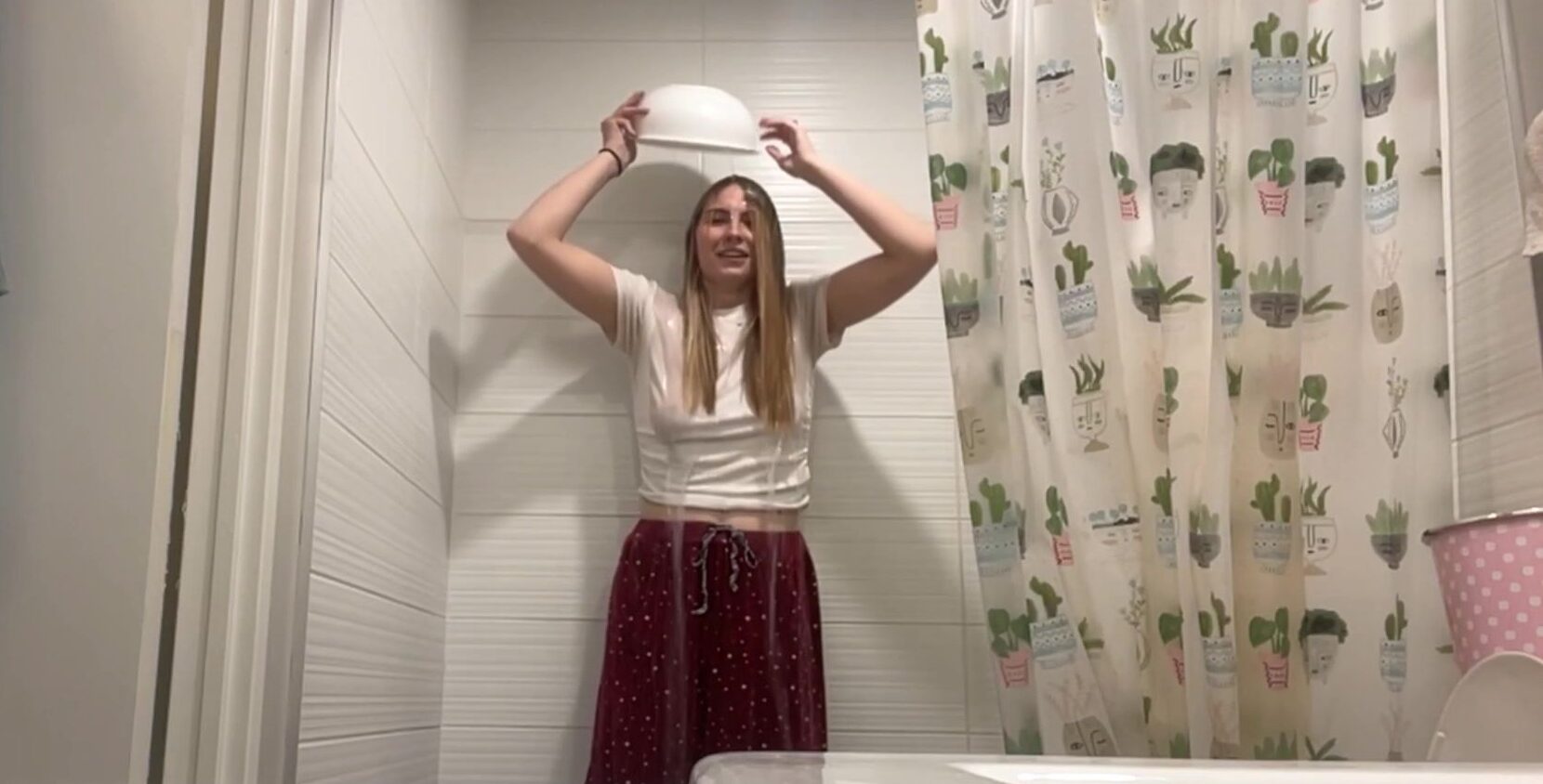 Vickypaigexo — mojado T Shirt Challenge Twitch transmisión video